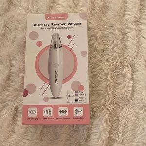 Blackhead Remover Vaccume NEVER USED